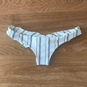 Cheeky Scrunch Butt Bikini